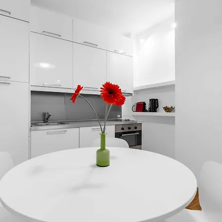 Duomo-navigli Samara 1 Brioschi, 65 Apartamento *